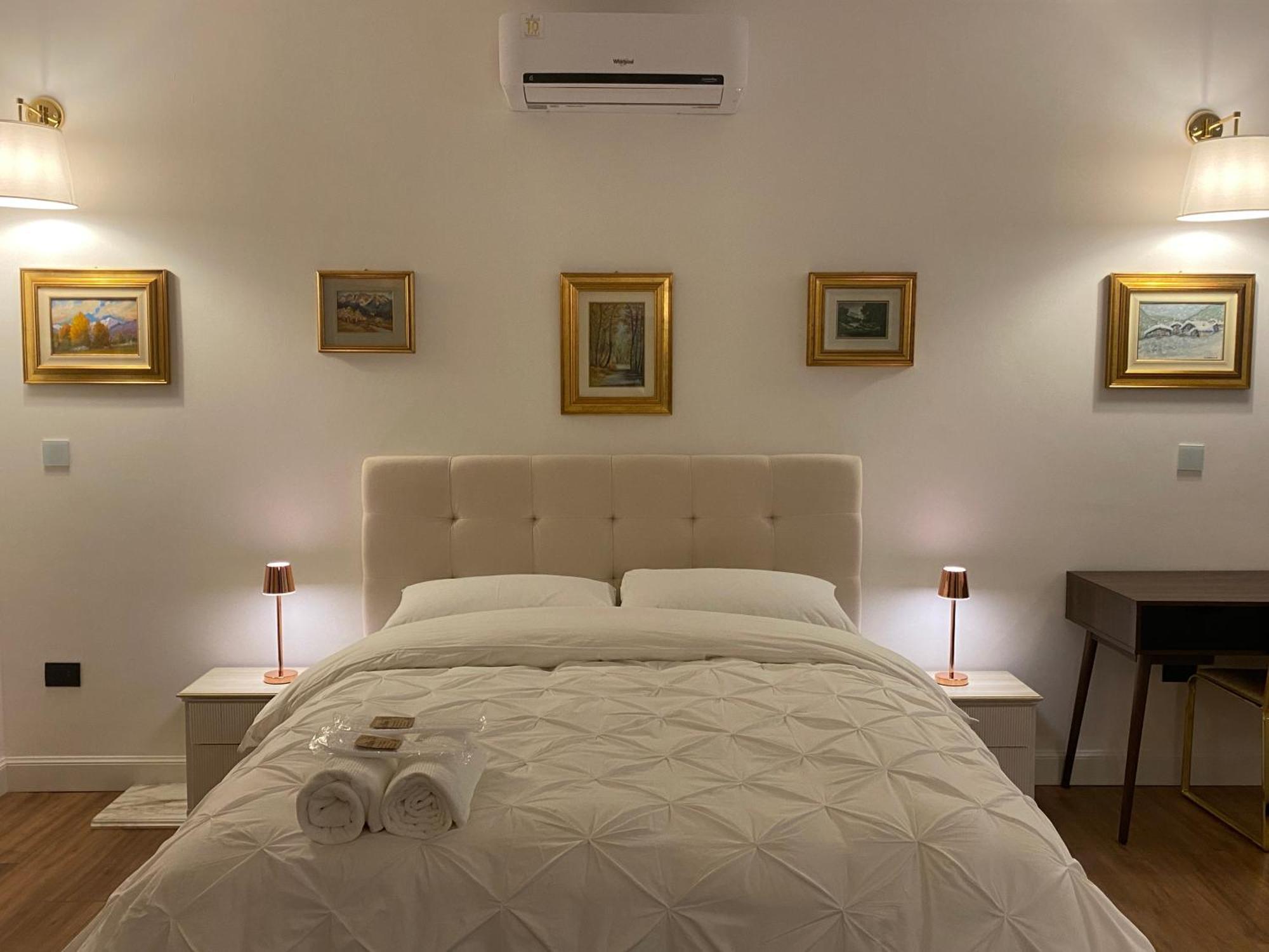 Savany B&Apartments Buscate Luaran gambar